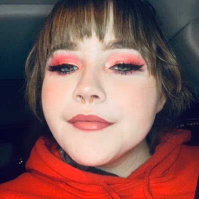 Profile Picture of Jamie Keeney (@Mimi_lover6) on Twitter