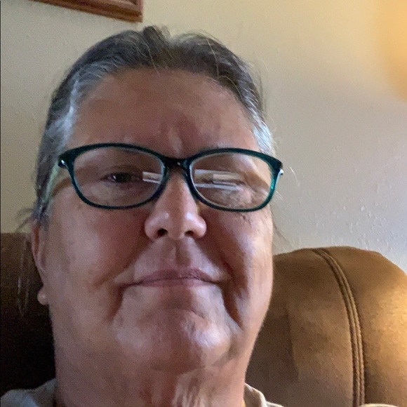 Profile Picture of Phyllis Arnold (@nanarocks1008) on Poshmark