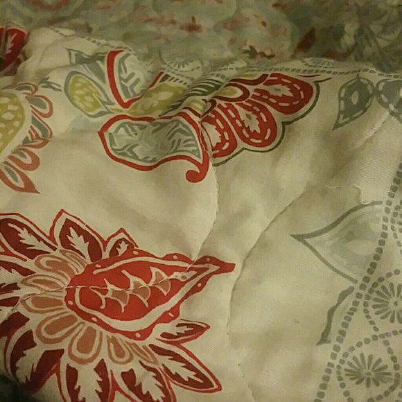 Profile Picture of Amber Kemper (@alkemper) on Poshmark