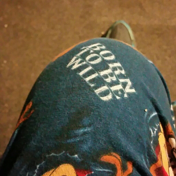 Profile Picture of Karla Klein (@tazitazi2003) on Poshmark