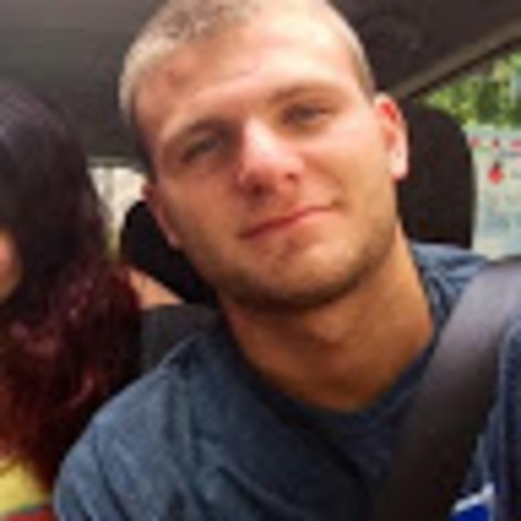 Profile Picture of Matthew Hofbauer (@matthewhofbauer) on Poshmark