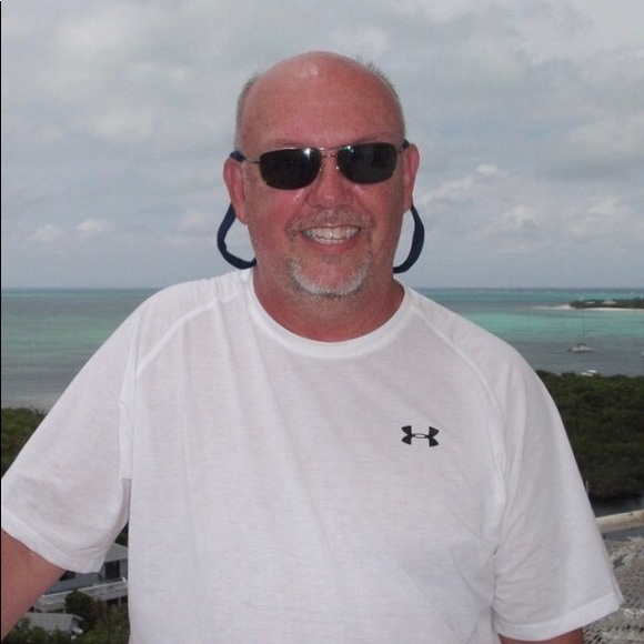Profile Picture of Del Mccallister (@delmccallister) on Poshmark