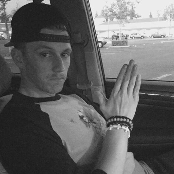 Profile Picture of Vince Hoerth (@vinnystax) on Poshmark