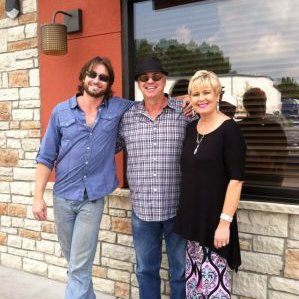 Profile Picture of Kathy Alldredge (@KathyAlldredge2) on Twitter