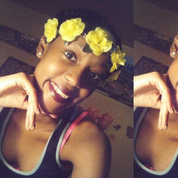 Profile Picture of Shameka Espree (@shameka2017) on Poshmark