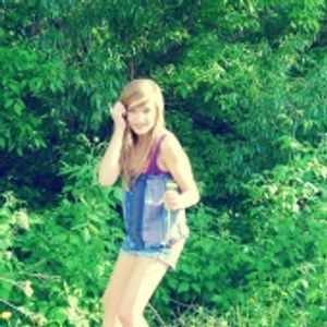 Paige Tisdale - Myspace Profile Picture of Paige Tisdale (@lizze_girl_101) on Myspace