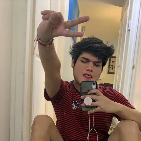 Profile Picture of Jeffrey Lopez (@dyslexictoddler) on Poshmark