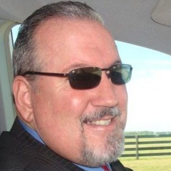 Profile Picture of David Altman (@dcaltman) on Poshmark