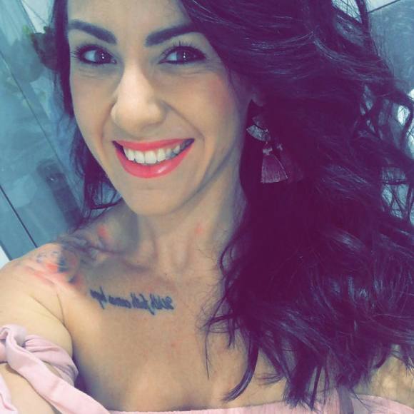 Profile Picture of Tamara Goodes (@muzwuz4) on Poshmark