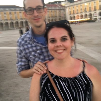 Profile Picture of Tara Downs (@TaraVDowns) on Twitter