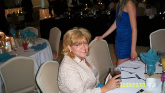 Profile Picture of Lisandra Ramos (@elakids9) on Poshmark