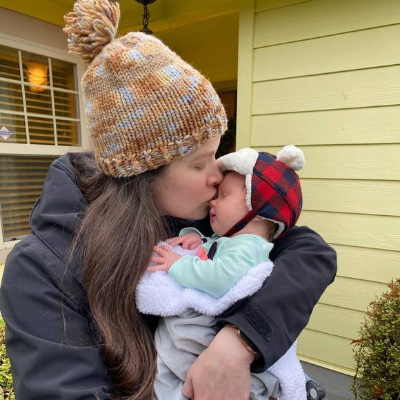 Ashley Simmonds - Poshmark Profile Picture of Ashley Simmonds (@simmashe) on Poshmark