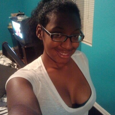 Profile Picture of Jocelyn Neal (@1derousjocelyn) on Twitter