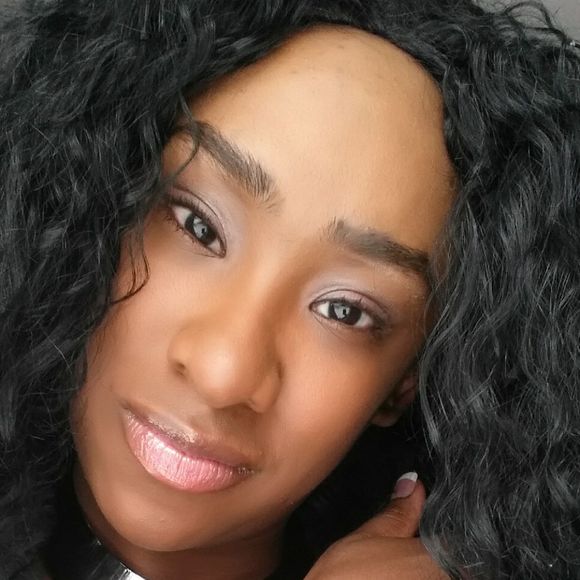 Profile Picture of Tiffany Mcshane (@mzmcshaneluvstl) on Poshmark