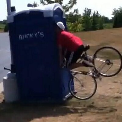 Profile Picture of Weird Carl (@@BobCarl2) on Twitter