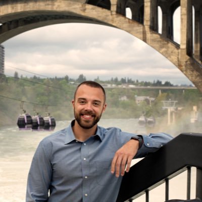 Profile Picture of Anthony Schoen (@snowboardr4life) on Twitter