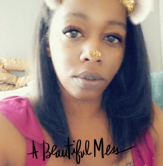 Profile Picture of Jasmine Mackey (@tareek15) on Poshmark