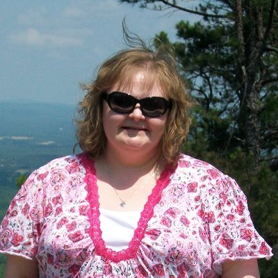 Profile Picture of IowaGirl68 (@Joydee68) on Twitter