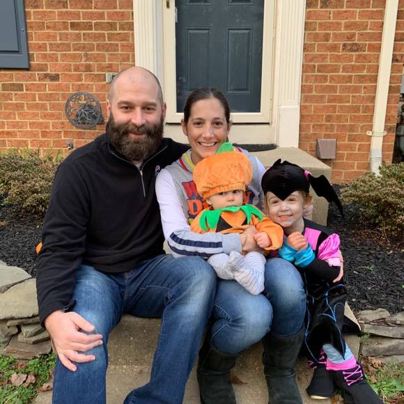 Profile Picture of Benjamin Perovich (@bennybujan) on Poshmark