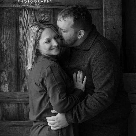 Profile Picture of Elizabeth Breece (@ebreece) on Poshmark