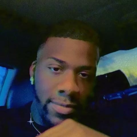 Profile Picture of Mikevius Little (@_knowmk) on Poshmark