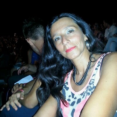 Profile Picture of Barbara Colangelo (@babyvale64) on Twitter