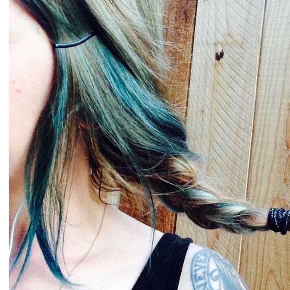 Profile Picture of Shawna Bowers (@denimxlove) on Poshmark