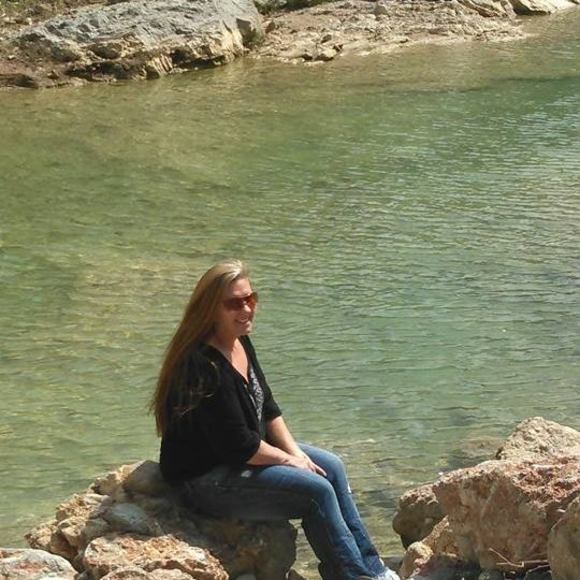 Profile Picture of Nancy Simmons (@nancysimmons62) on Poshmark