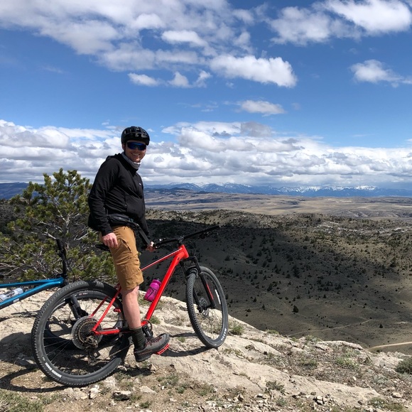 Andrew Bridgers - Poshmark Profile Picture of Andrew Bridgers (@abridgers17) on Poshmark