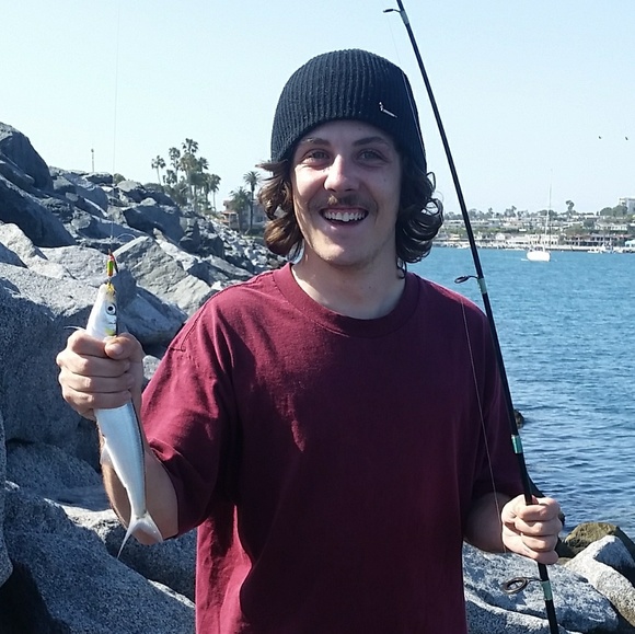 Profile Picture of Bryan Luna (@bluna28) on Poshmark