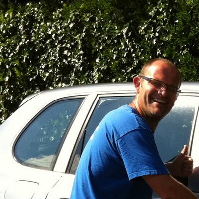 Profile Picture of Jonathan Hussey (@Hussmeister1981) on Twitter