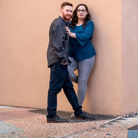 Profile Picture of Brett Howell (@bretthowell25) on Poshmark