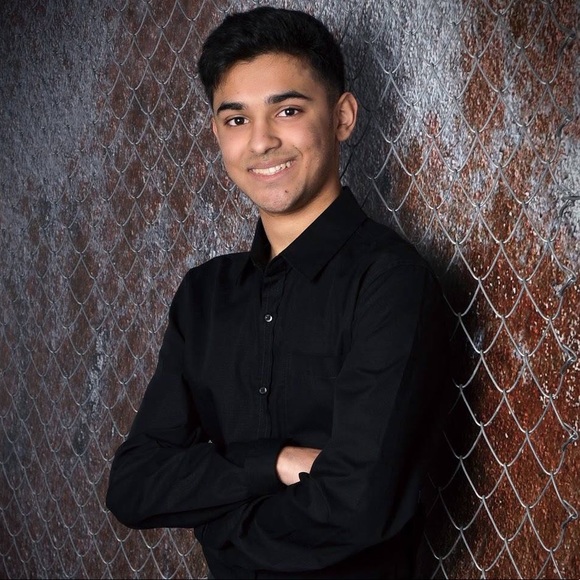 Profile Picture of Arnab Roy (@arnabr) on Poshmark