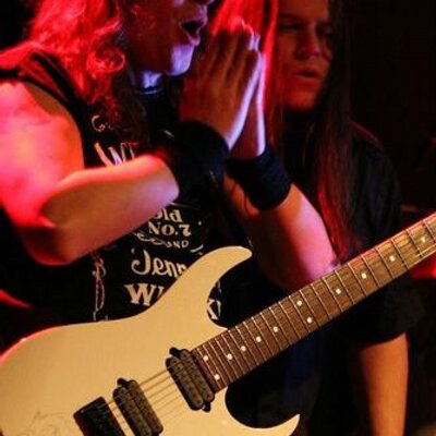 Profile Picture of Mike Milsom (@MikeCatatone) on Twitter