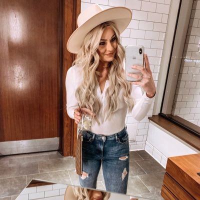 Profile Picture of Shelby Simmons (@simnz_) on Twitter