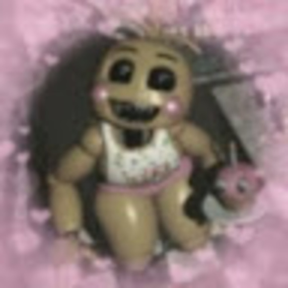 Profile Picture of Nina Feller (@nina_223) on Poshmark