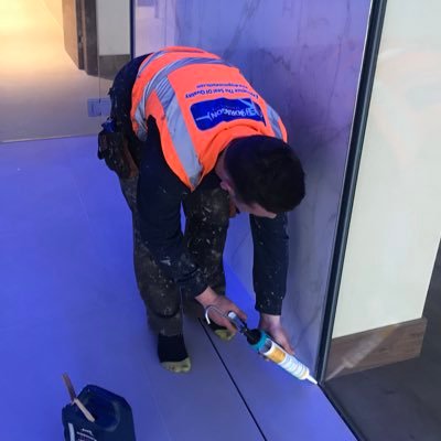 Profile Picture of Glenn Morris (@DragonSealants) on Twitter