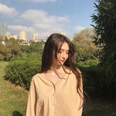 Profile Picture of Ian Bertram (@gtgcgvhkk) on Tiktok