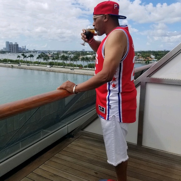 Profile Picture of Eric Mcnair (@ericmcnair) on Poshmark