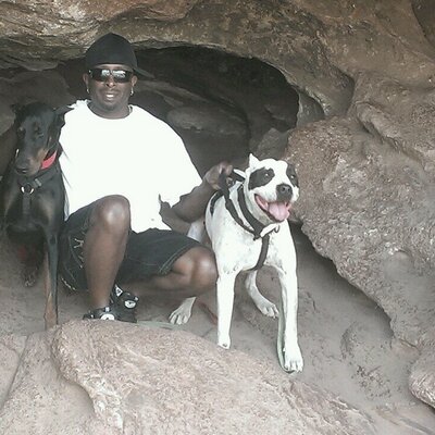 Profile Picture of Tyrone Booker Davis (@BookerDavis) on Twitter