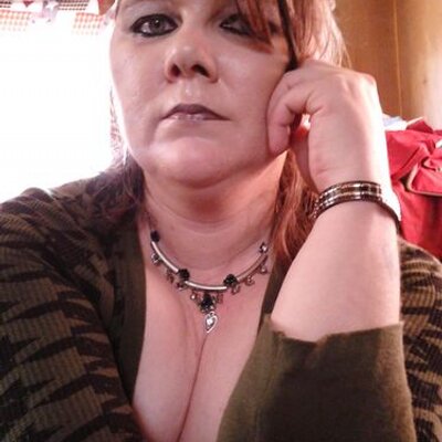 Profile Picture of Linda Crowe (@lindacrowe86) on Twitter