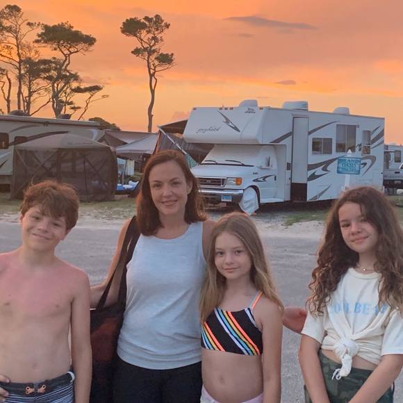 Profile Picture of Dawn Barber (@ldawnbarber) on Poshmark