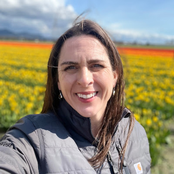 Profile Picture of Heather Pyle (@heatherpyle73) on Poshmark