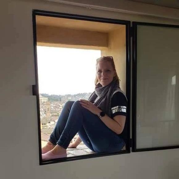 Profile Picture of Tracii Self (@trac21) on Poshmark