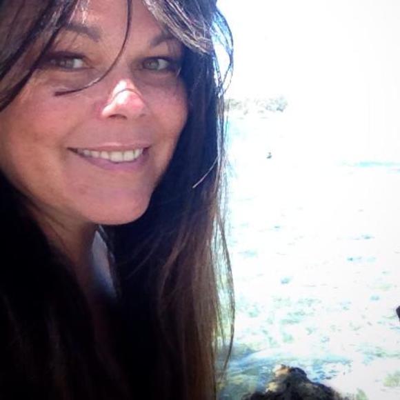 Profile Picture of Charlene Hobbs (@kchobbs) on Poshmark