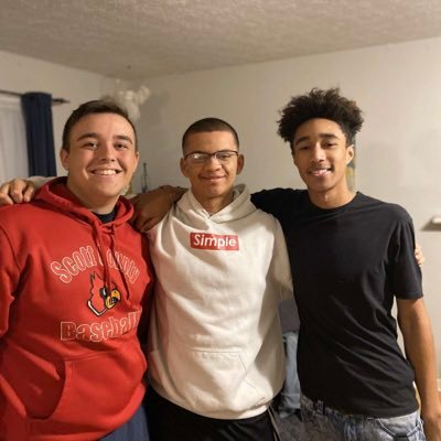 Profile Picture of Donavan Moore (@DonavanMoore16) on Twitter