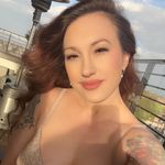 Profile Picture of Robin Rocha (@lightskinnedhoney91) on Instagram