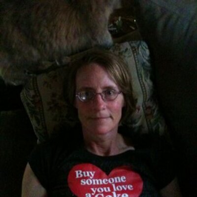 Profile Picture of Joann Keener (@keenerbx) on Twitter