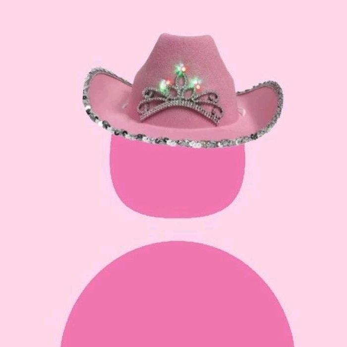 Profile Picture of laura_reneau21 (@laura_reneau21) on Tiktok