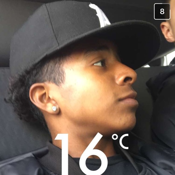 Profile Picture of Darius Magee (@dariusmagee) on Poshmark